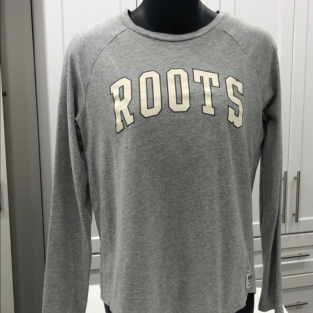 🦫Roots Heather Gray Long Sleeve Tee – Women’s Size Small or Youth Large